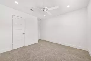 1245 Country Pl Dr, Houston, TX 77079 - Photo 32