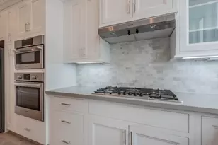 4057 Leeland St, Houston, TX 77023 - Photo 14