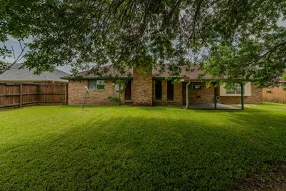2734 13th St, Port Neches, TX 77651 - Photo 32