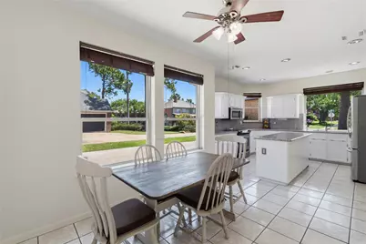 1918 Pawnee Drive, Deer Park, TX 77536 - Photo 12