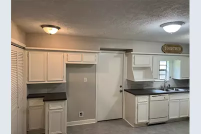 9505 Everglade Drive, Houston, TX 77078 - Photo 10