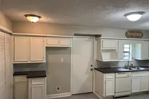 9505 Everglade Dr, Houston, TX 77078 - Photo 10