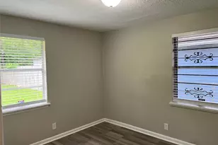 9505 Everglade Dr, Houston, TX 77078 - Photo 16