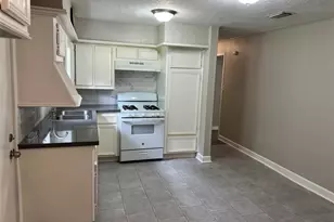 9505 Everglade Dr, Houston, TX 77078 - Photo 12