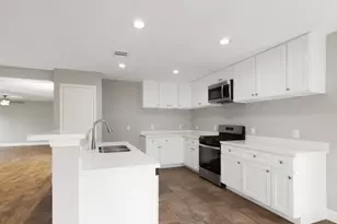 410 Remington Park Ct, Houston, TX 77073 - Photo 12