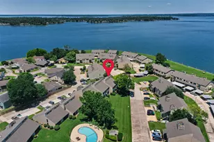 132 April Point Dr S, Conroe, TX 77356 - Photo 4