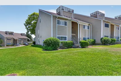 132 April Point Drive S, Conroe, TX 77356 - Photo 32