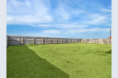 11903 Oakwood Drive, Mont Belvieu, TX 77535 - Photo 20