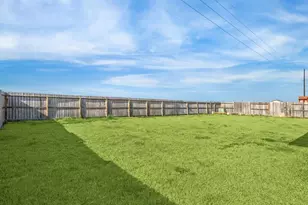 11903 Oakwood Dr, Mont Belvieu, TX 77535 - Photo 20