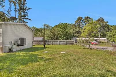 56 Michael Street, Huntsville, TX 77320 - Photo 36