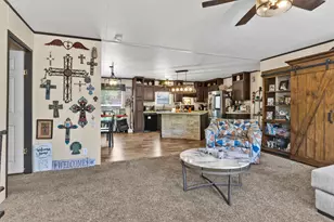 56 Michael St, Huntsville, TX 77320 - Photo 8