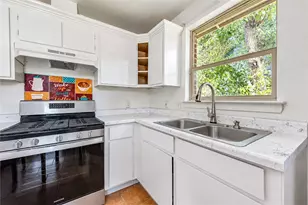 225 Palmyra St St, Houston, TX 77022 - Photo 20