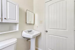 225 Palmyra St St, Houston, TX 77022 - Photo 14