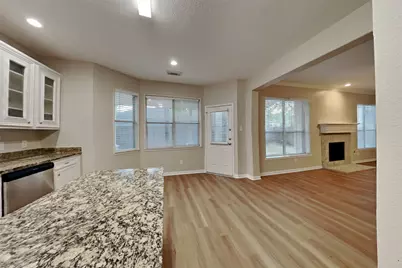 26871 Castlecliff Lane, Kingwood, TX 77339 - Photo 6