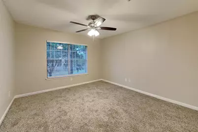 26871 Castlecliff Lane, Kingwood, TX 77339 - Photo 10