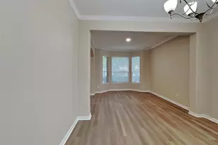 26871 Castlecliff Ln, Kingwood, TX 77339 - Photo 8