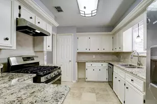 1106 Western Springs Dr, Katy, TX 77450 - Photo 4