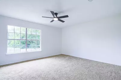 402 Tresvant Drive, Webster, TX 77598 - Photo 32
