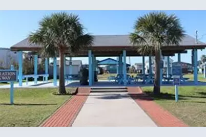 4006 Reeves Drive, Galveston, TX 77554 - Photo 16