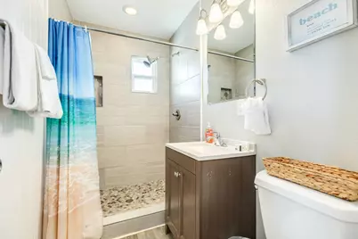 4006 Reeves Drive, Galveston, TX 77554 - Photo 8