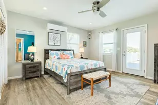 4006 Reeves Dr, Galveston, TX 77554 - Photo 6