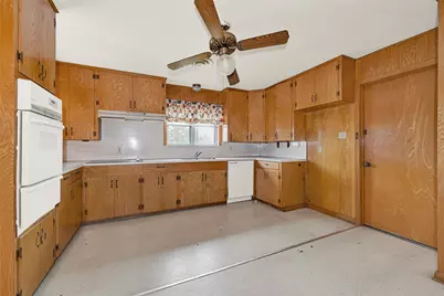 1111 Edgewood Drive, Richmond, TX 77406 - Photo 12