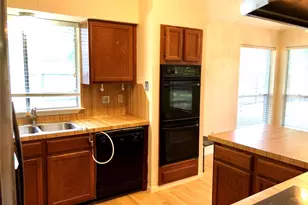 15650 Pebble Lake Dr, Houston, TX 77095 - Photo 4