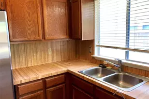15650 Pebble Lake Dr, Houston, TX 77095 - Photo 6