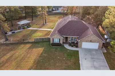 203 Lariat Lane, Livingston, TX 77351 - Photo 4