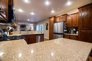 203 Lariat Ln, Livingston, TX 77351 - Photo 10