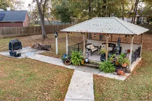203 Lariat Ln, Livingston, TX 77351 - Photo 32