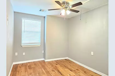 4606 Warren Way, Hitchcock, TX 77563 - Photo 14