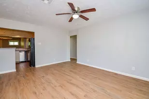 5405 Southlea St, Houston, TX 77033 - Photo 12