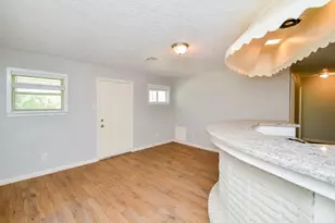 5405 Southlea St, Houston, TX 77033 - Photo 22