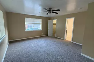 1311 21st St, Huntsville, TX 77340 - Photo 6