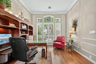 17107 Parsley Hawthorne Ct, Houston, TX 77059 - Photo 8