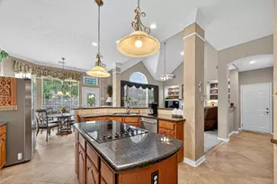 17107 Parsley Hawthorne Ct, Houston, TX 77059 - Photo 18