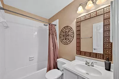 17107 Parsley Hawthorne Court, Houston, TX 77059 - Photo 36