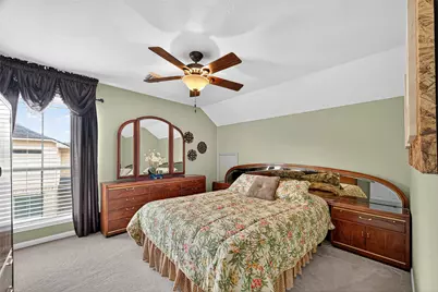 17107 Parsley Hawthorne Court, Houston, TX 77059 - Photo 34