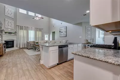 4602 Singletree Lane, Rosenberg, TX 77471 - Photo 10