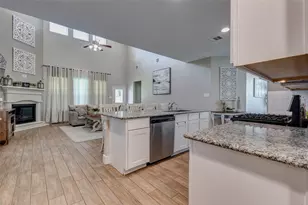 4602 Singletree Ln, Rosenberg, TX 77471 - Photo 10