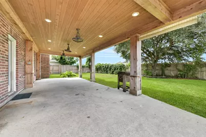 1102 Rippling Springs, League City, TX 77573 - Photo 24