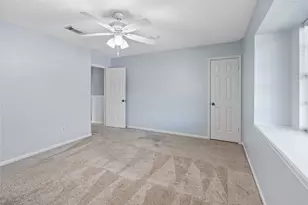 1245 Hunter Wood Dr, League City, TX 77573 - Photo 16