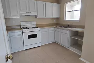 16511 Parkridge Ct, Houston, TX 77053 - Photo 8