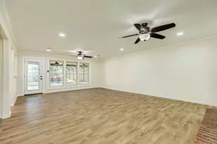 250 Wedgewood St, Lake Jackson, TX 77566 - Photo 28