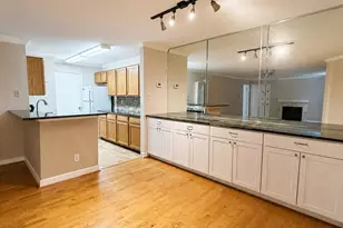 10613 Braes Bend Dr, Houston, TX 77071 - Photo 2