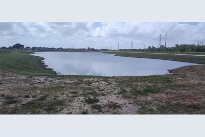 15407 Pinehurst Lane, Santa Fe, TX 77517 - Photo 4