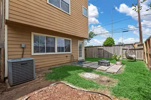 3103 Clearview Cir, Houston, TX 77025 - Photo 8
