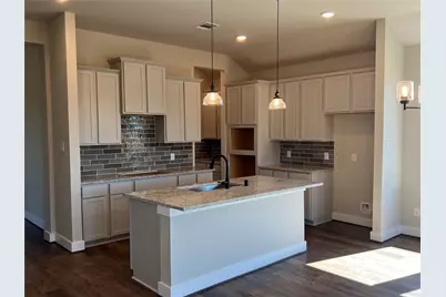 4602 White Lotus Lane, Pinehurst, TX 77362 - Photo 2