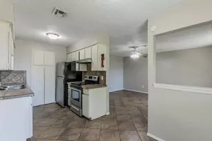 6601 May Dr, Waco, TX 76710 - Photo 2